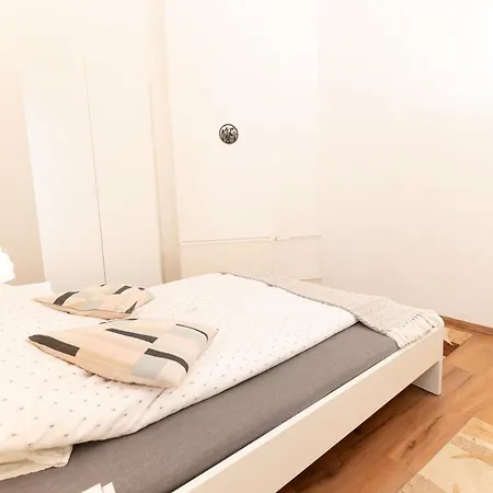 Danube Dwelling Aulich Utca 3 公寓