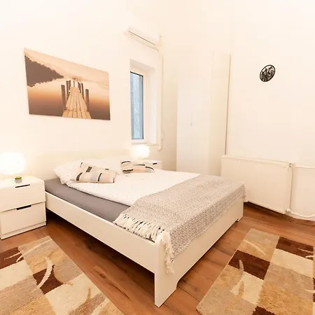 Danube Dwelling Aulich Utca 3 布达佩斯