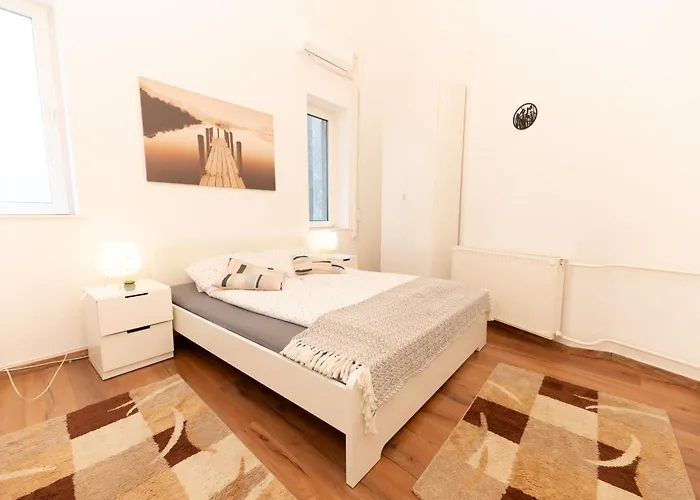 Danube Dwelling Aulich Utca 3 بودابست