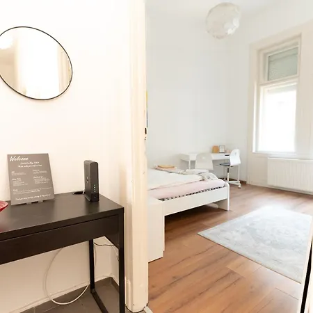 Danube Dwelling Aulich Utca 3 Appartement *